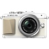 Olympus PEN E-PL7 weiß + 14-42mm II R silber Olympus PEN E-PL7 weiß + 14-42mm II R silber